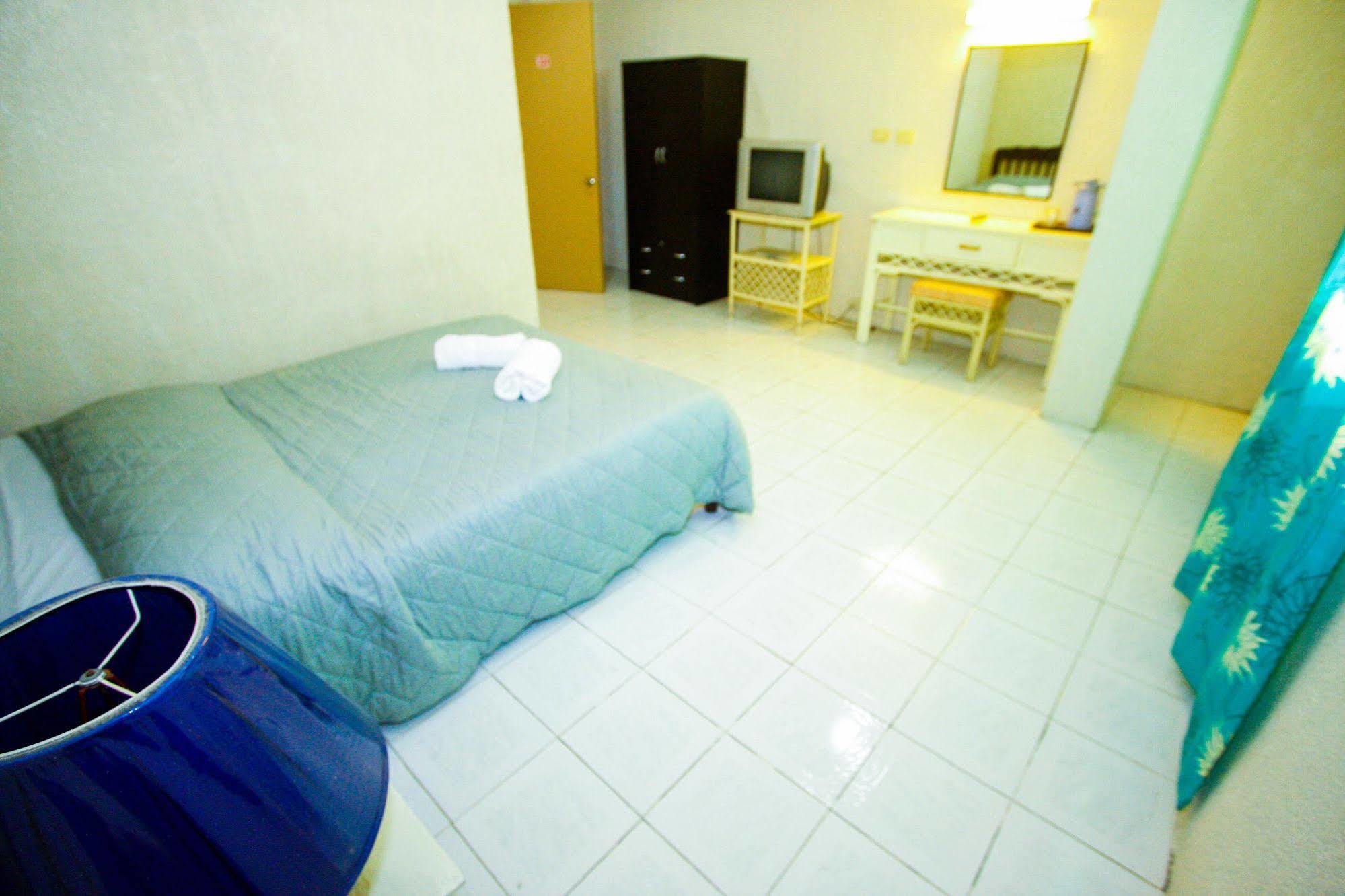 Bohol La Roca Hotel Totolan Eksteriør billede